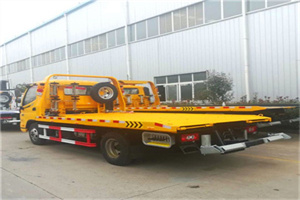 和平附近拖车救援搭电