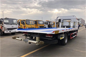 和平汽车救援补胎